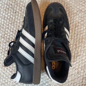 Adidas Classic Samba - M's 8.5